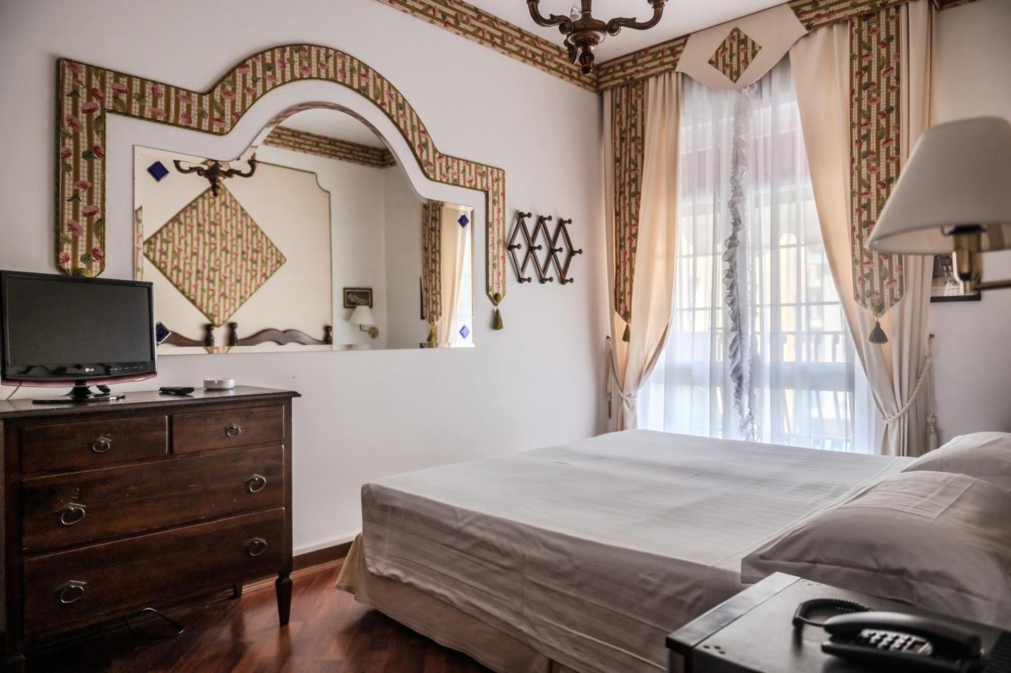 Agora Park Hotel