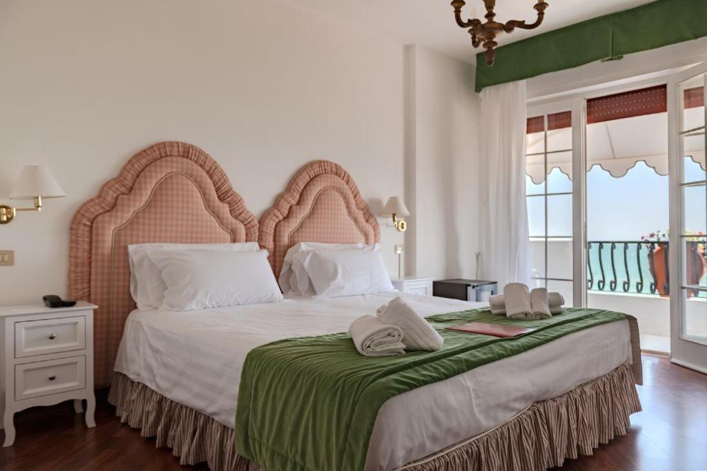 Hotel Agora Park 3*