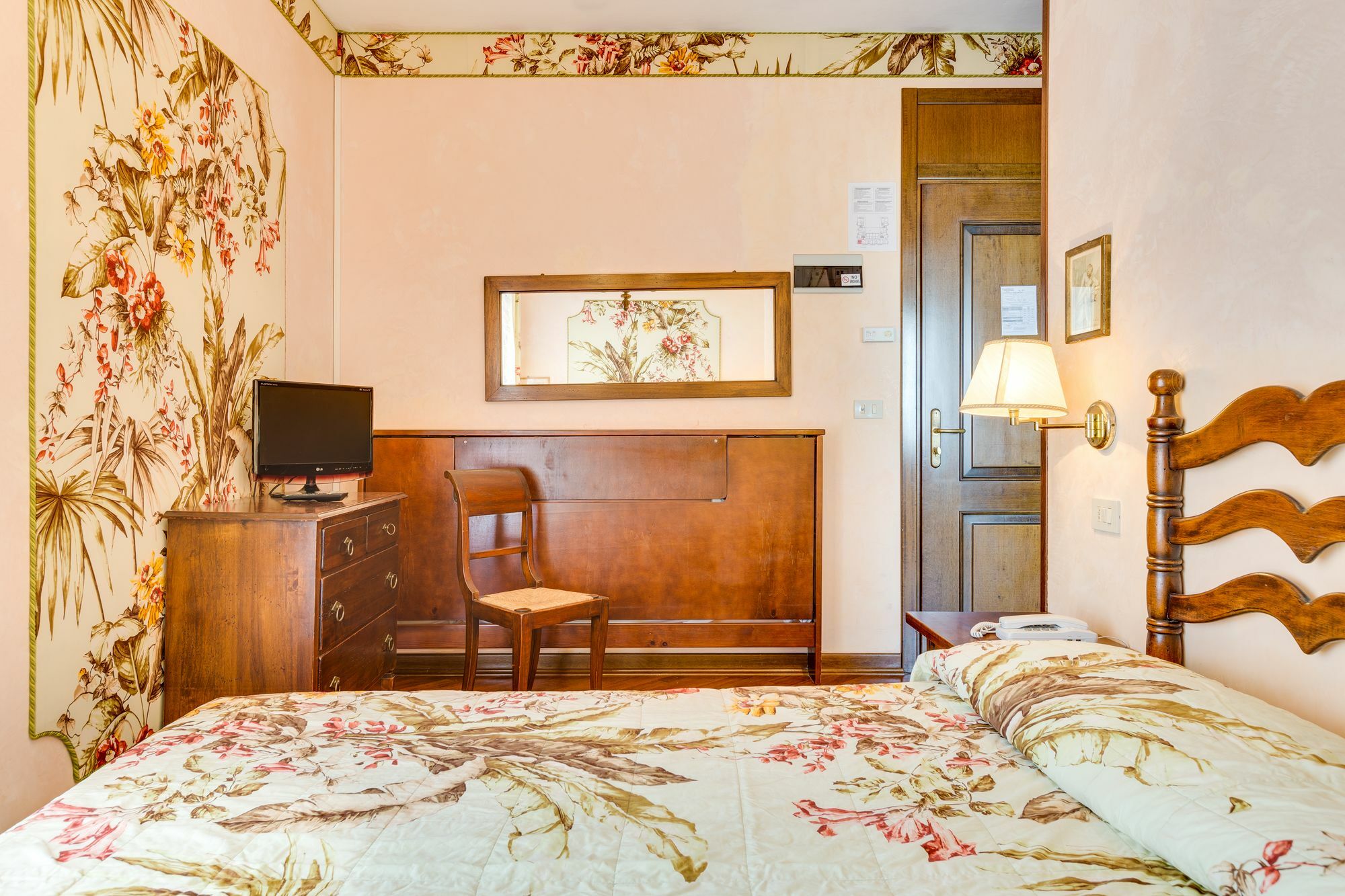 Agora Park Hotel